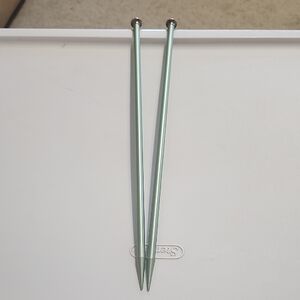 Size 11 Aluminum Metal Mint Green Knitting Needles